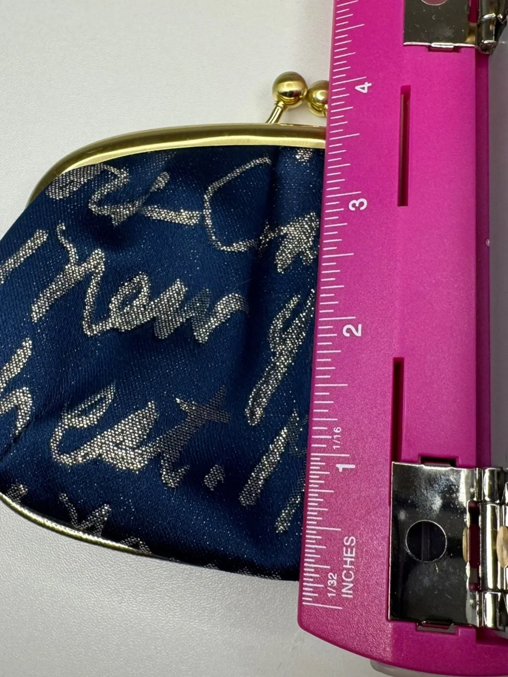 Coach Y2K Poppy Signature Script Kisslock Navy Frame Coin Bag Purse F61036 EUC